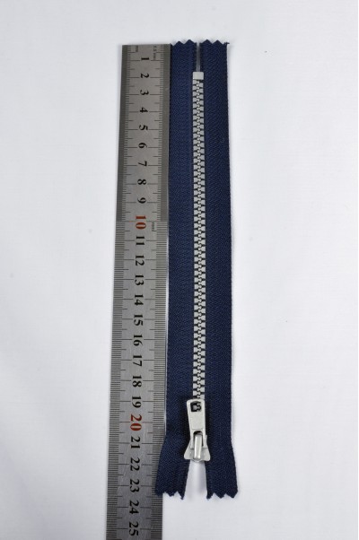 ZIP001 5號拉鏈  仿金屬樹脂拉鏈  單頭銀色拉鏈   密尾拉鏈 不設單獨拉鍊訂購 45度照